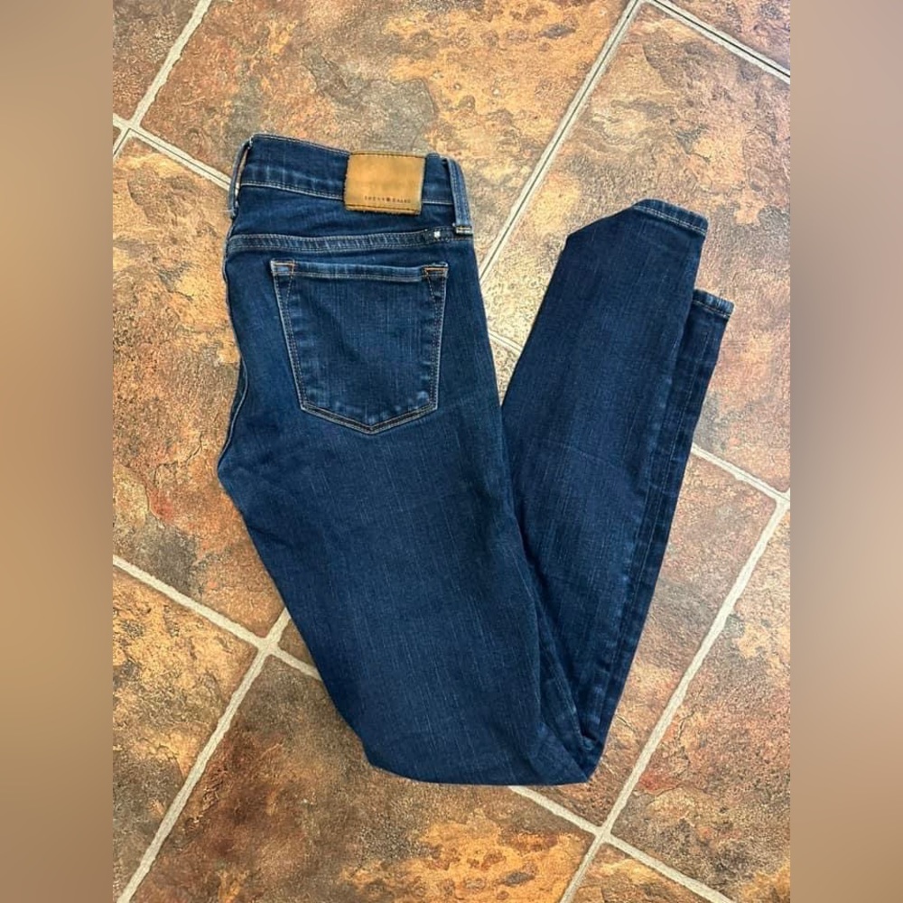 Lucky Jeans